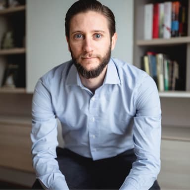 Dr. Matteo Radavelli